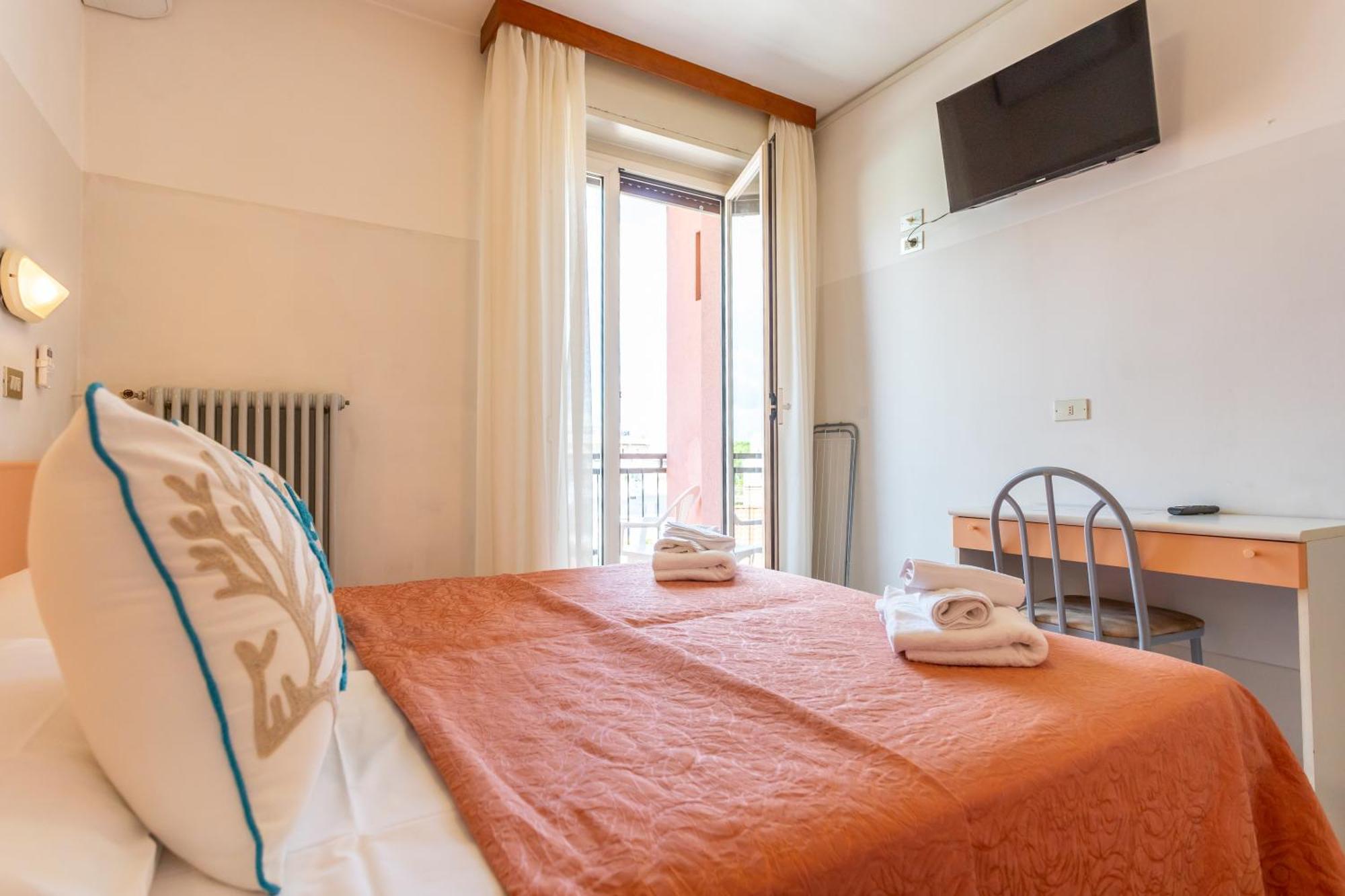 Hotel Selene - Vista Mare Riccione Pokoj fotografie